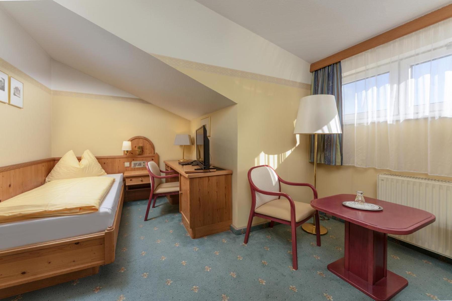Hotel Restaurant Lebzelter Altenmarkt im Pongau Bagian luar foto